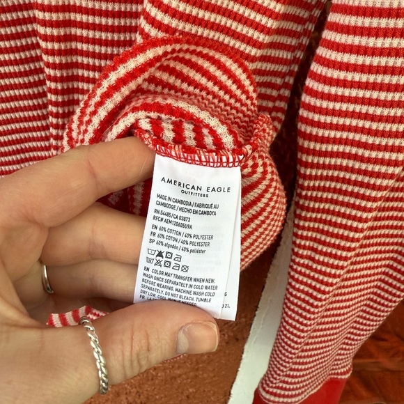 American Eagle Red/Orange & White Striped Long Sleeve Shirt Size Large - Picture 3 of 4